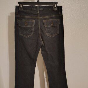 Lee Jeans Women's Size 8 Short Lower on the Waist Flap Back Pockets Stretch
